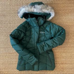 Columbia Women’s Lay D Down Jacket, Ski and Snowboarding. Excellent condition.